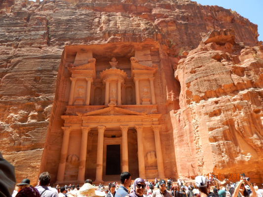 Иордания - страну увидели такой как тысячи лет назад. Красота и загадочность.
